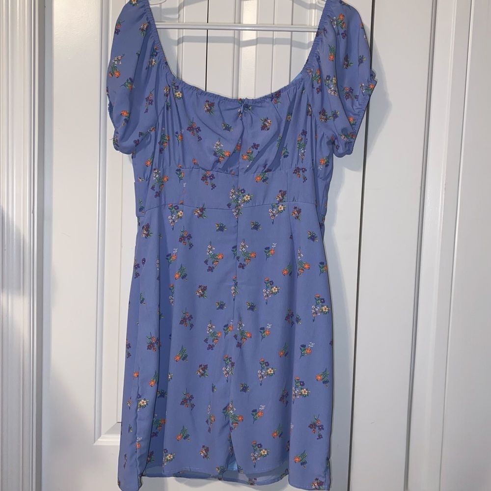 Forever 21 Floral Puff Sleeve Dress - Picture 5 of 14